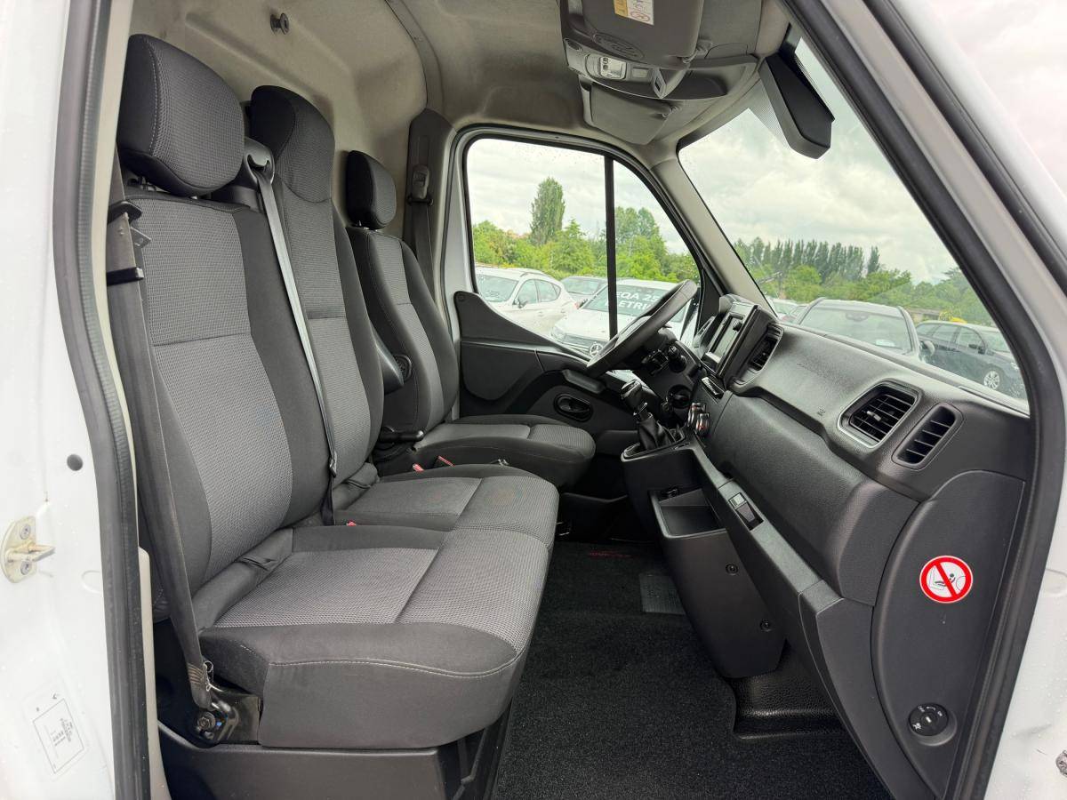 renault-master-2015-diesel-2299cc