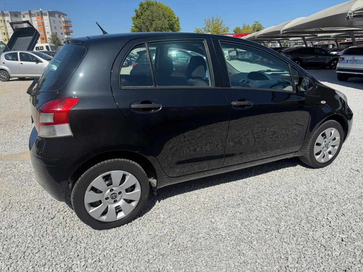 toyota-yaris-2010-gasolina-998cc