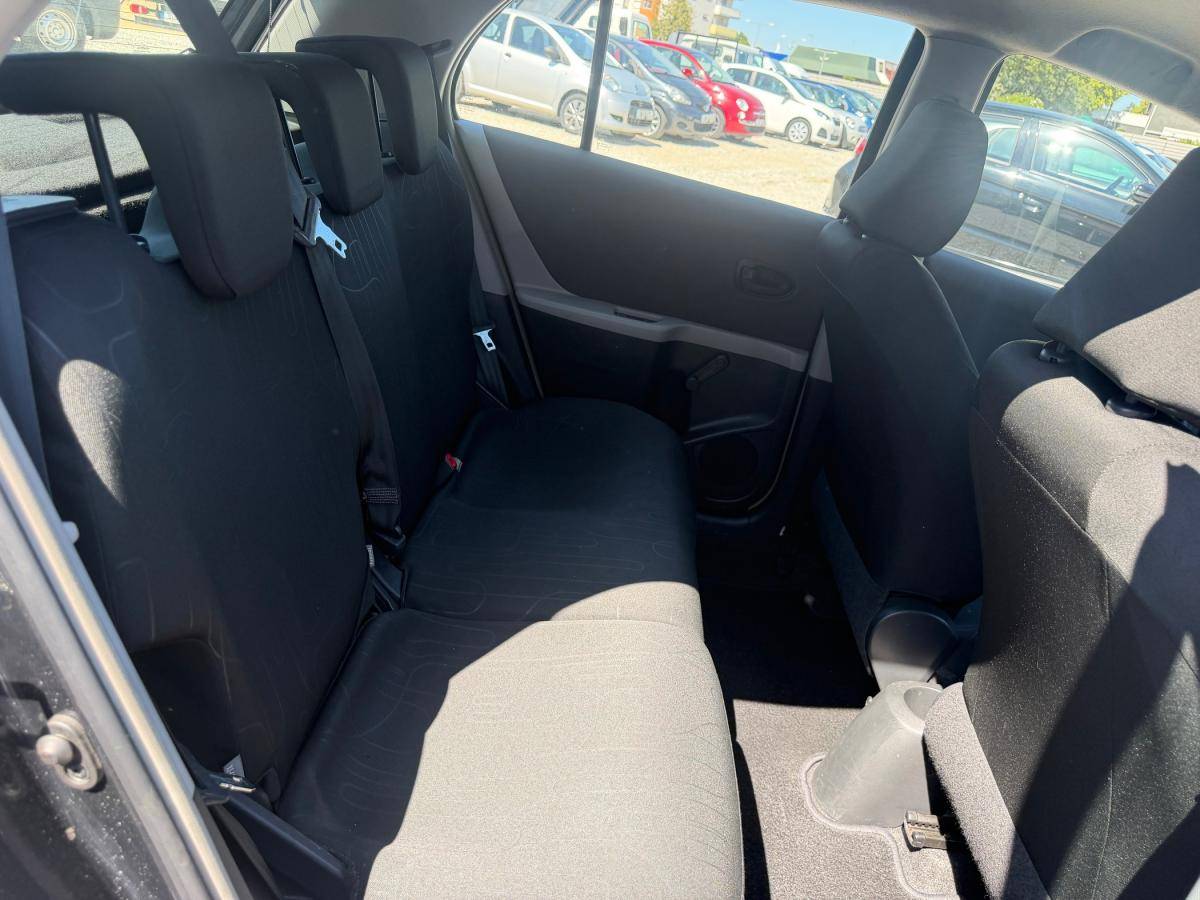 toyota-yaris-2010-gasolina-998cc