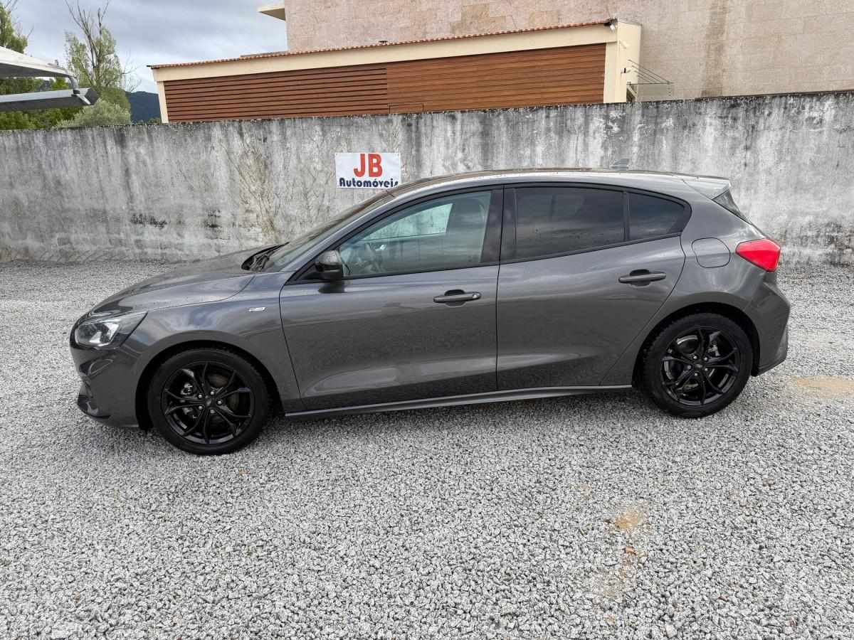 ford-focus-2020-gasolina-999cc