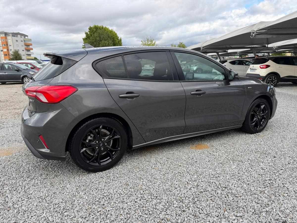 ford-focus-2020-gasolina-999cc