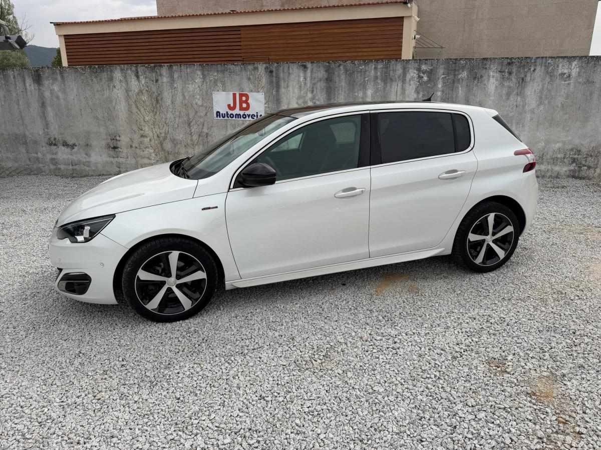peugeot-308-2016-gasolina-1199cc