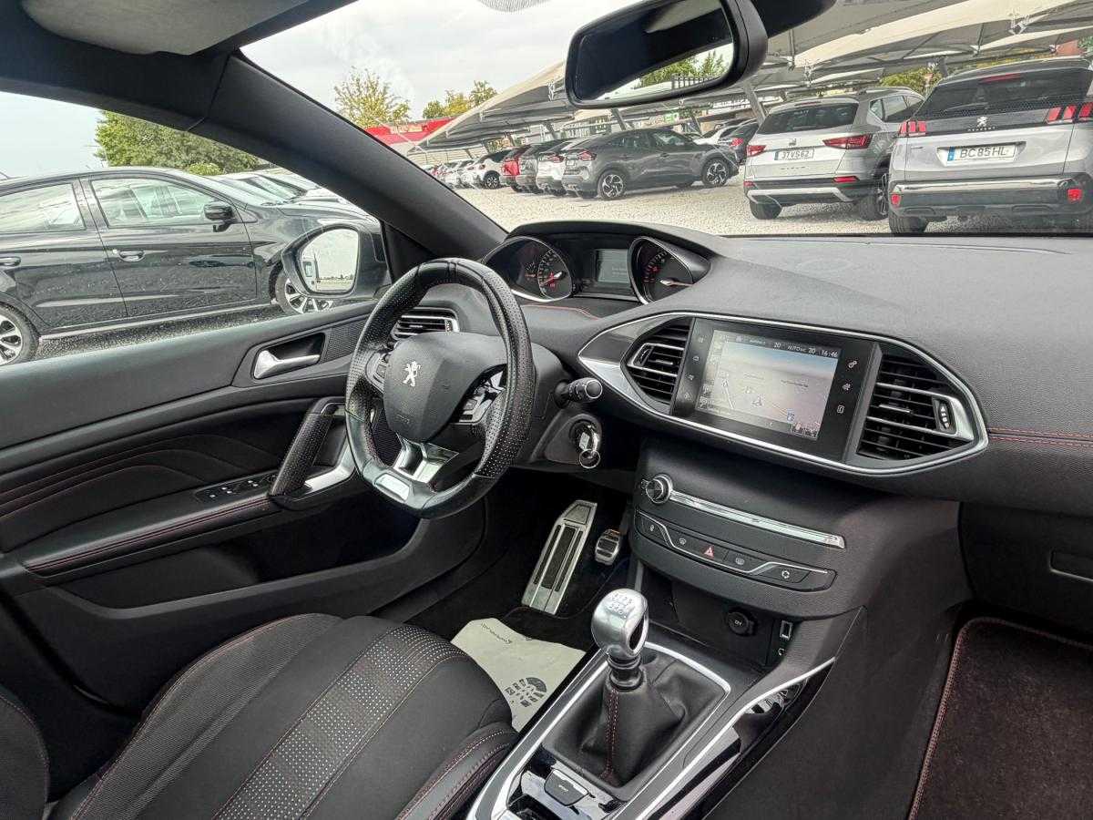 peugeot-308-2016-gasolina-1199cc