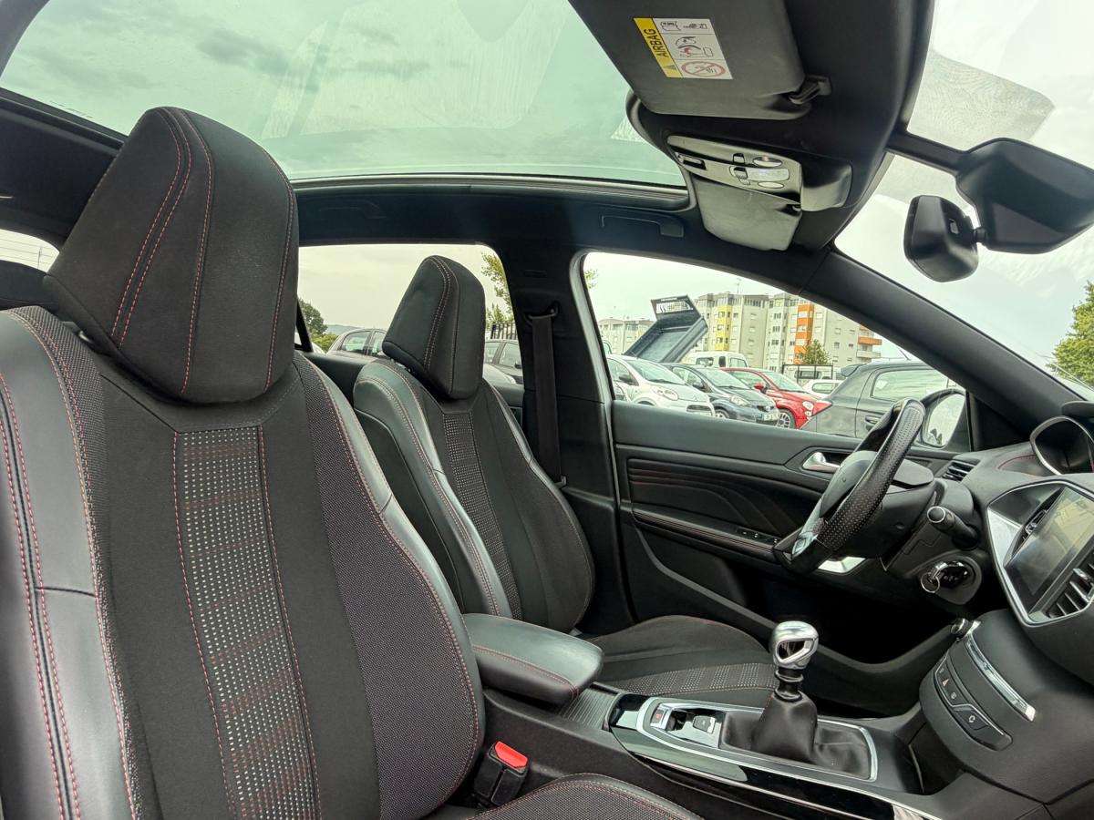 peugeot-308-2016-gasolina-1199cc