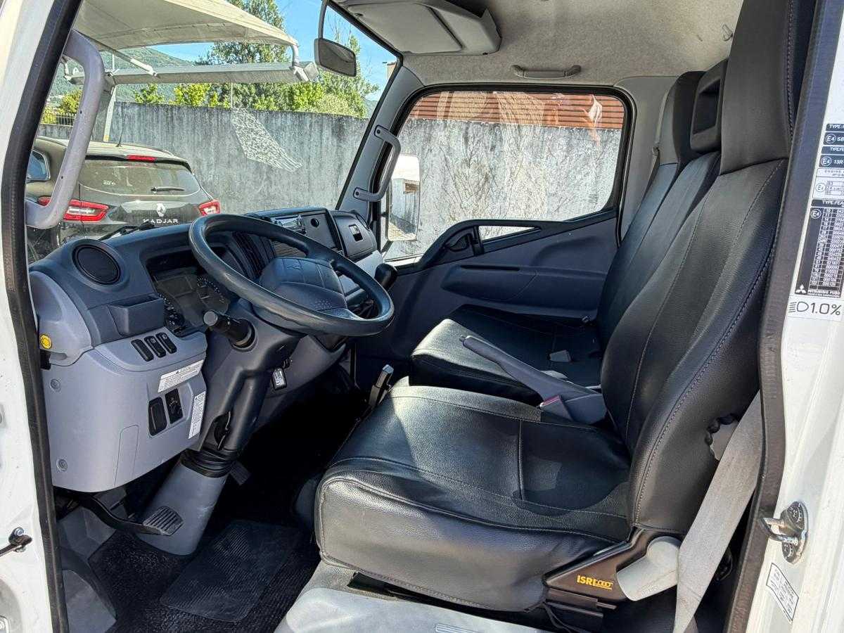 mitsubishi-canter-2015-diesel-2998cc