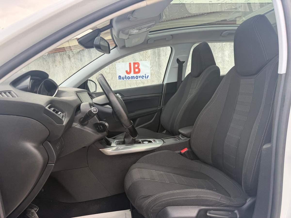 peugeot-308-2017-diesel-1560cc