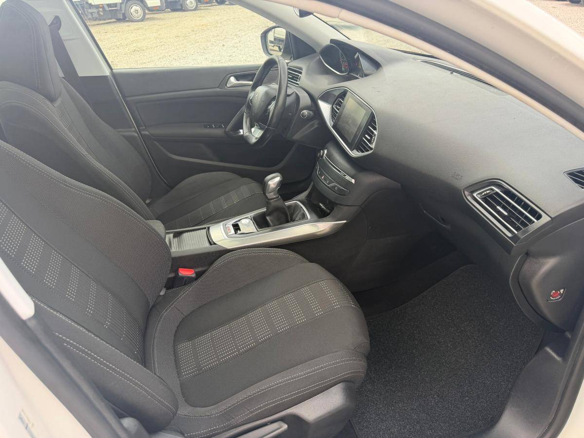 peugeot-308-2017-diesel-1560cc