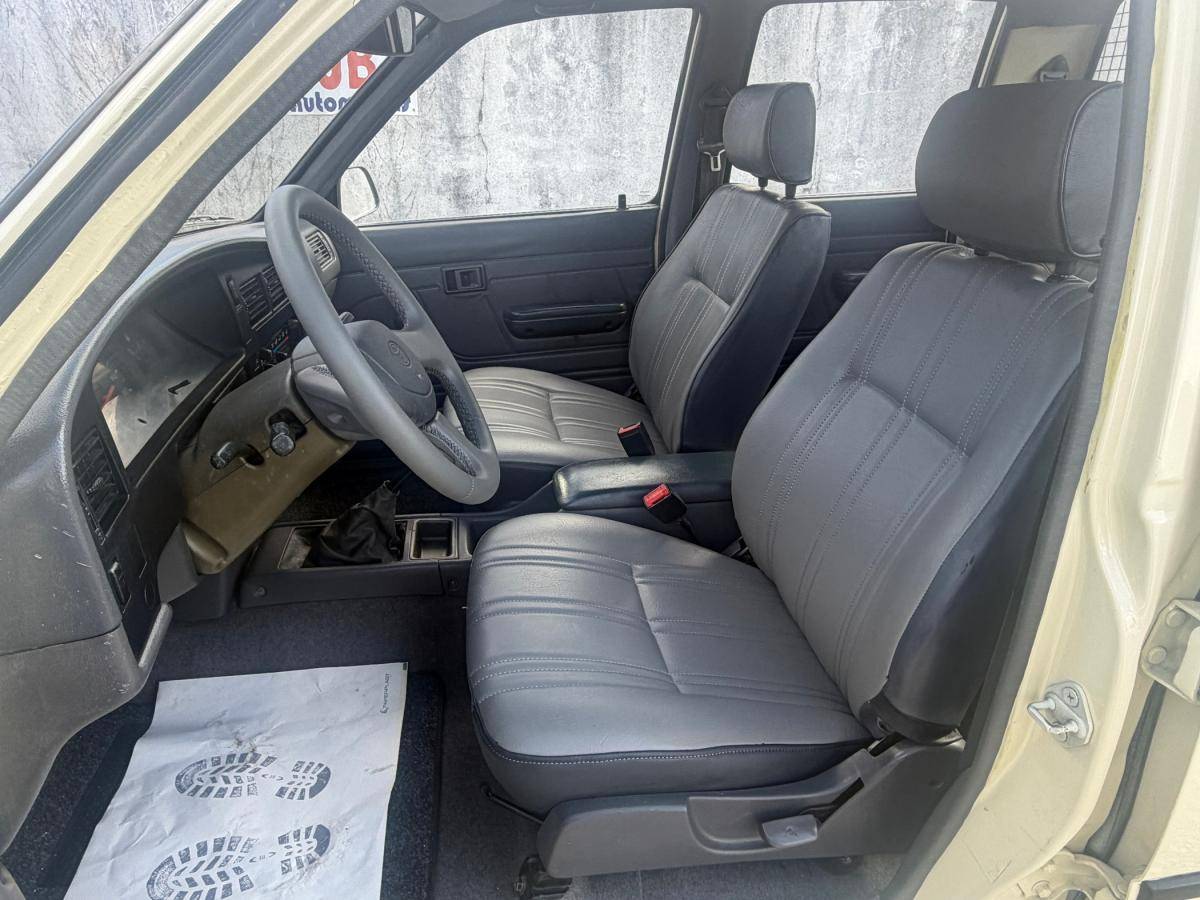 toyota-hilux-1994-diesel-2446cc