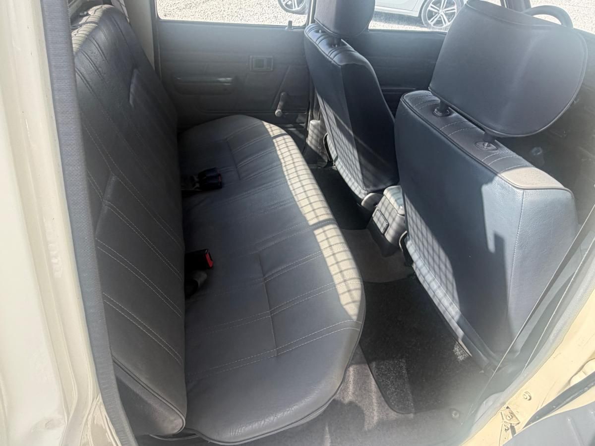 toyota-hilux-1994-diesel-2446cc