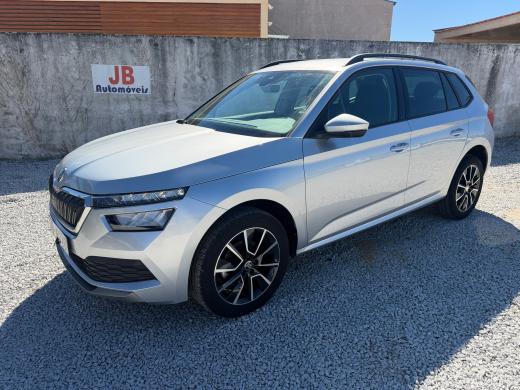 skoda-kamiq-2023-gasolina-999cc