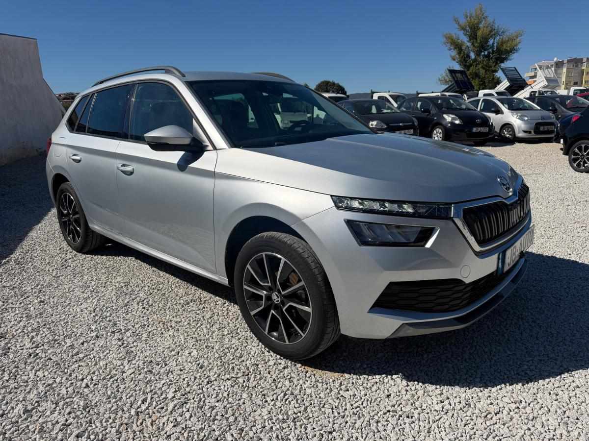 skoda-kamiq-2023-gasolina-999cc
