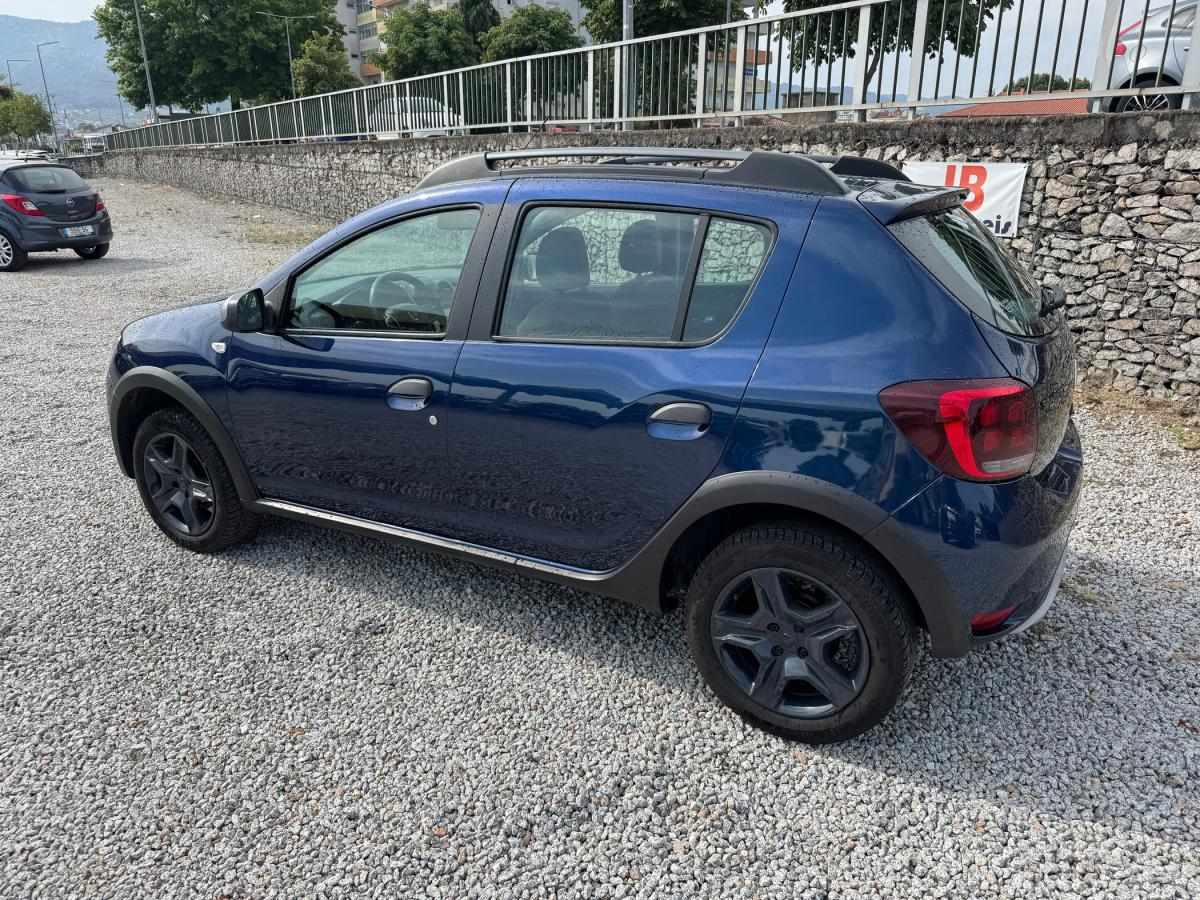 dacia-sandero-2018-gasolina-898cc