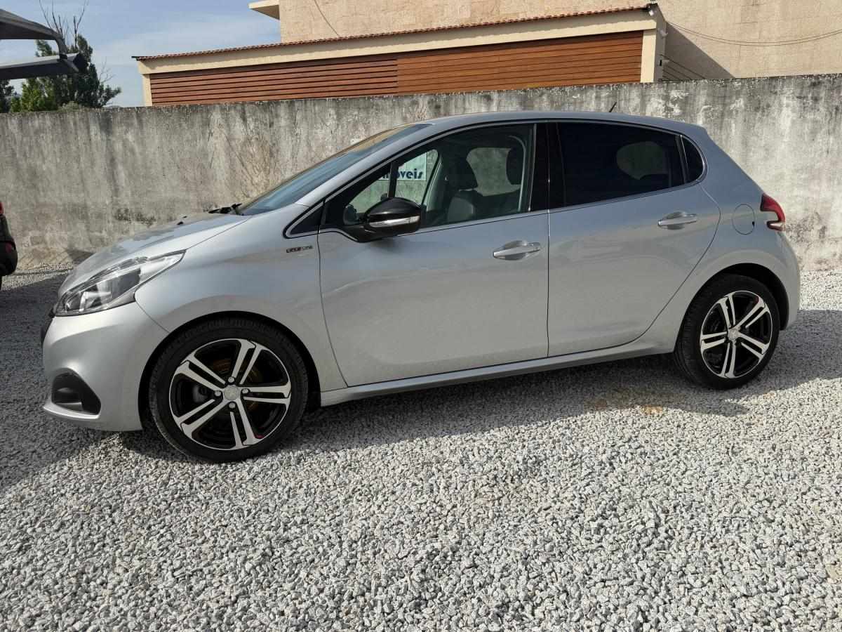 peugeot-208-2016-gasolina-1199cc