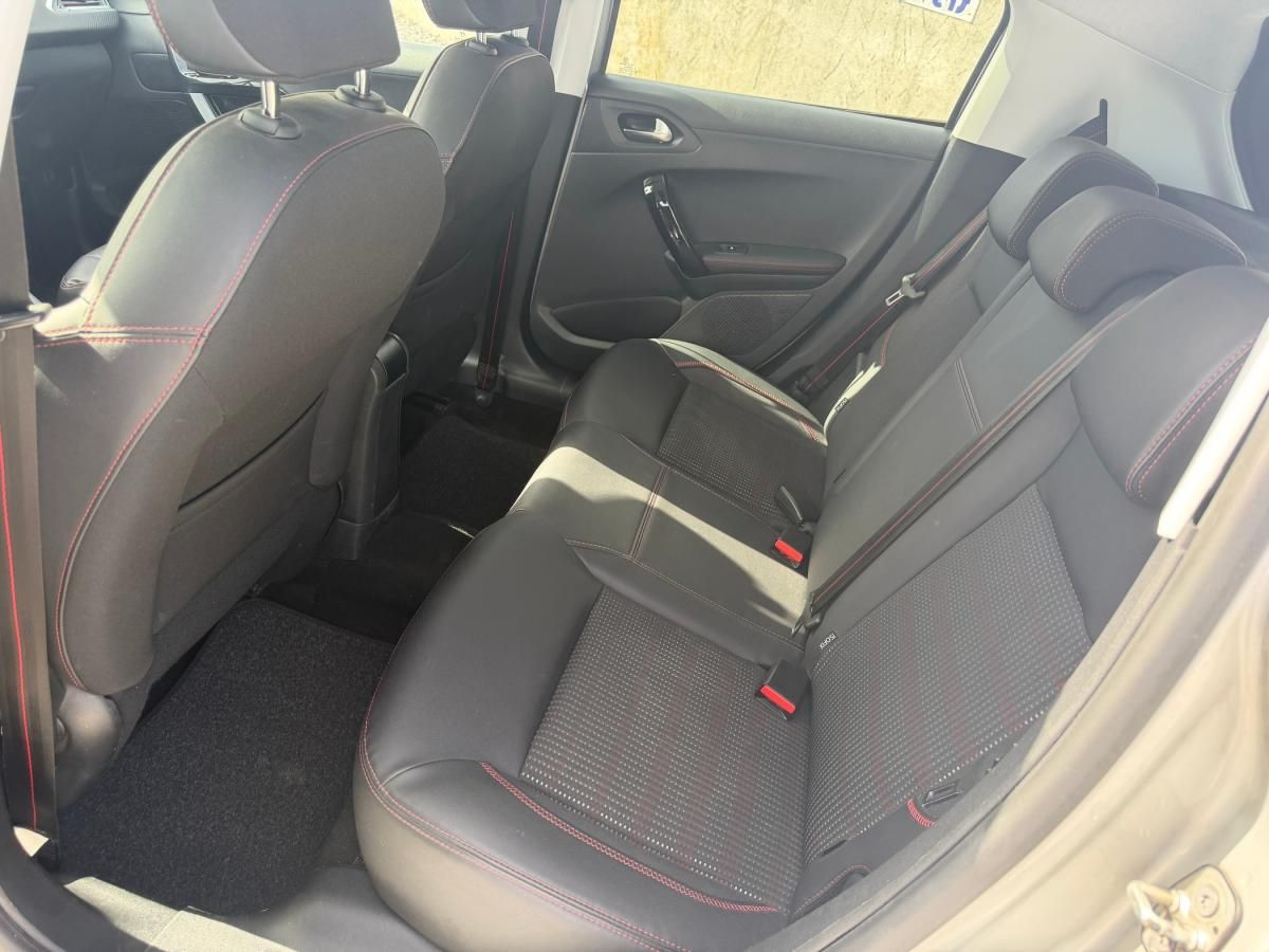 peugeot-208-2016-gasolina-1199cc