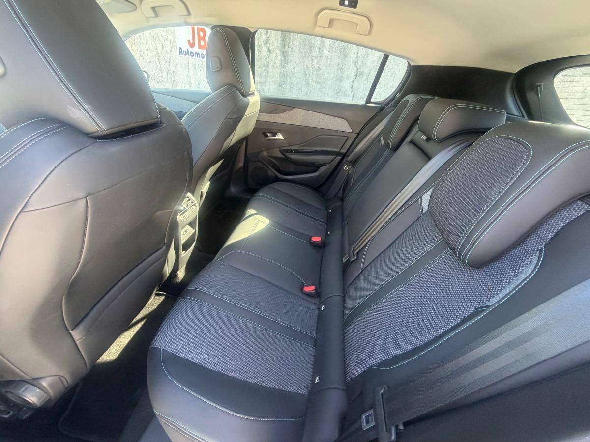 peugeot-308-2022-gasolina-1199cc