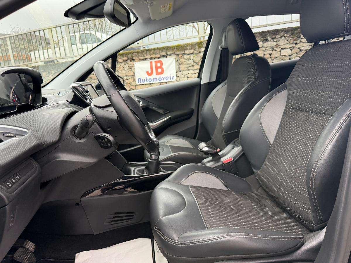 peugeot-2008-2016-diesel-1560cc