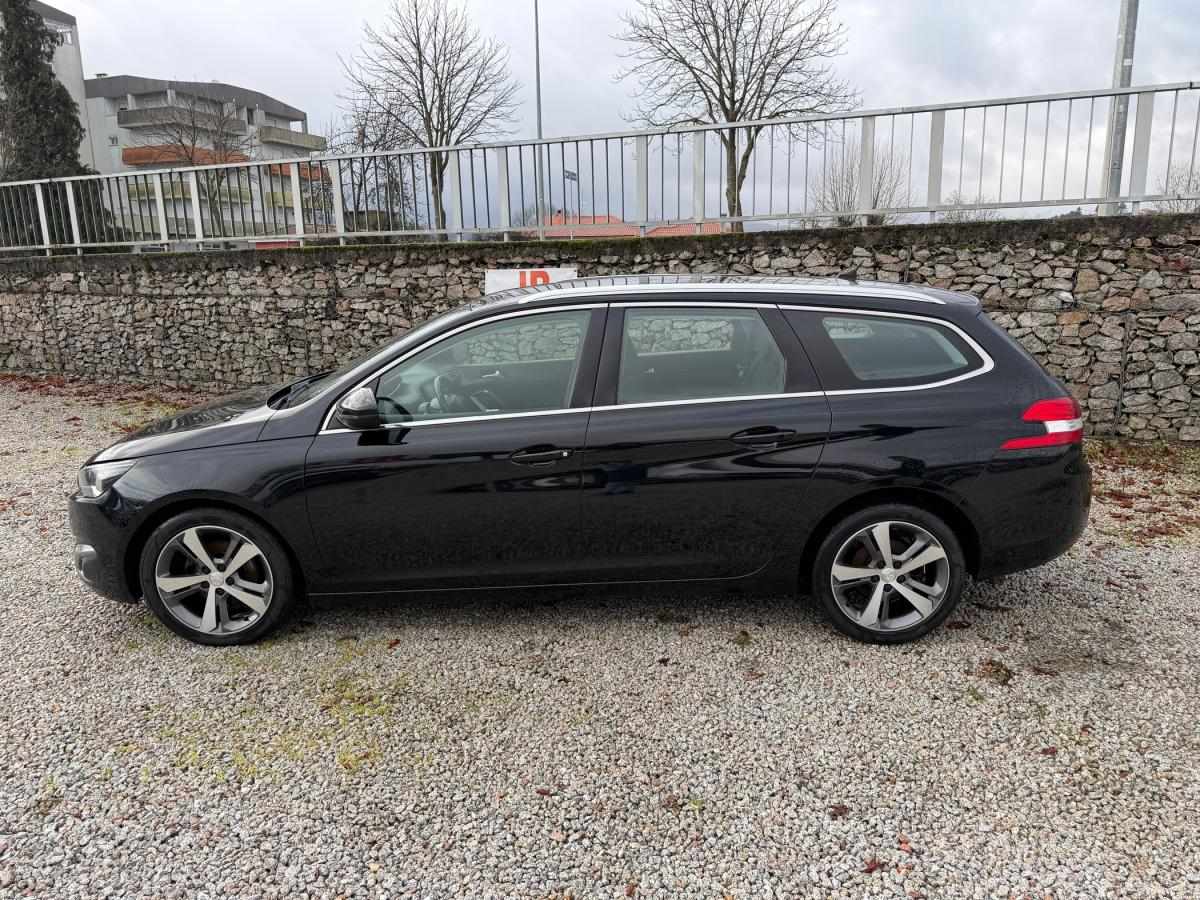 peugeot-308-sw-2017-diesel-1560cc