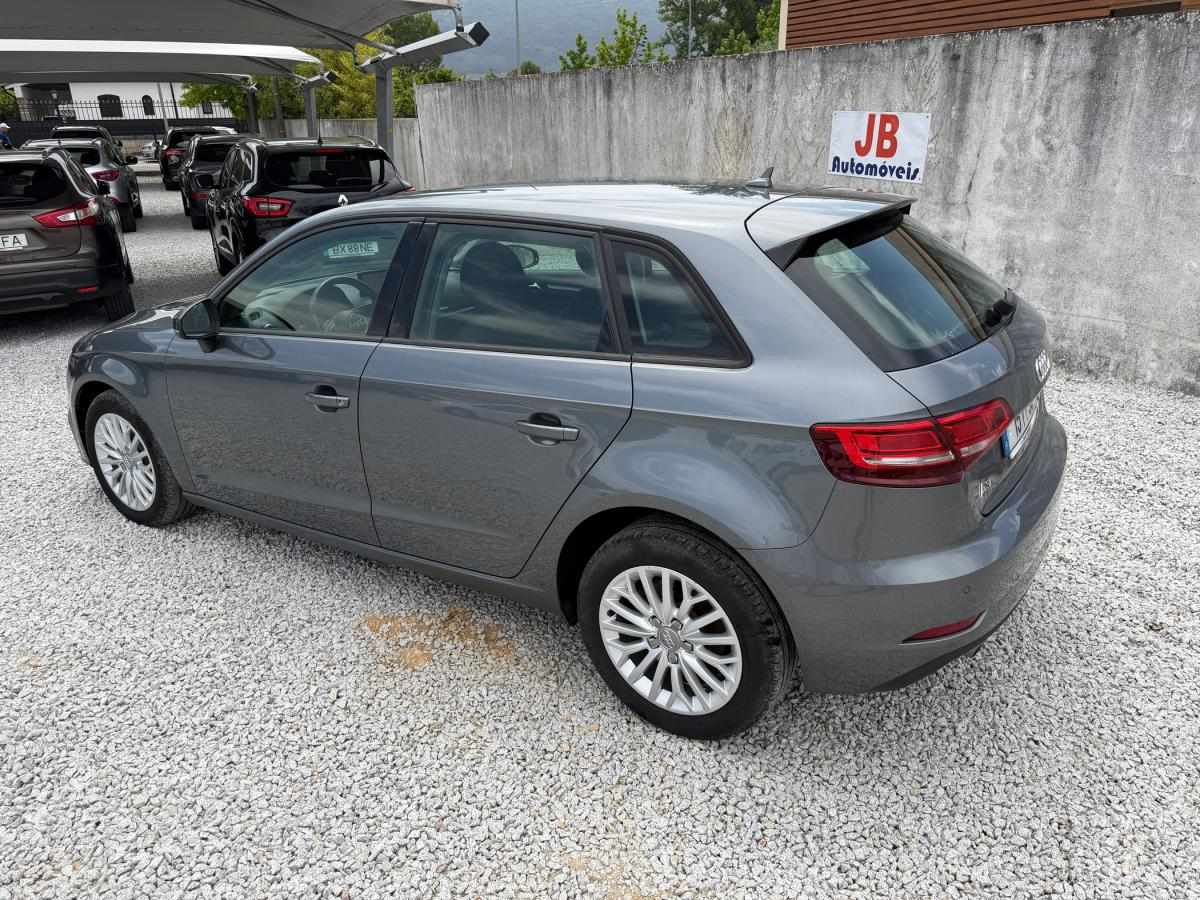 audi-a3-sportback-2017-diesel-1598cc