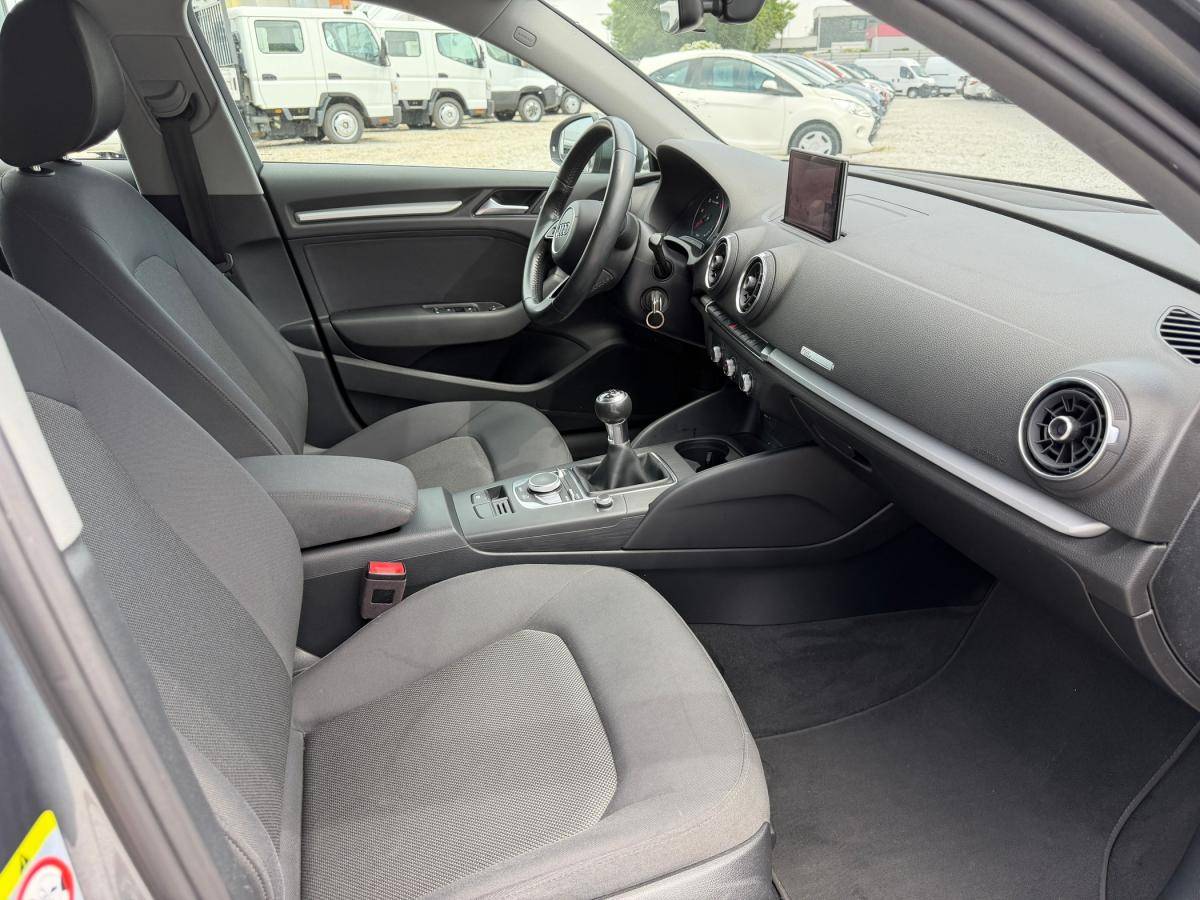 audi-a3-sportback-2017-diesel-1598cc