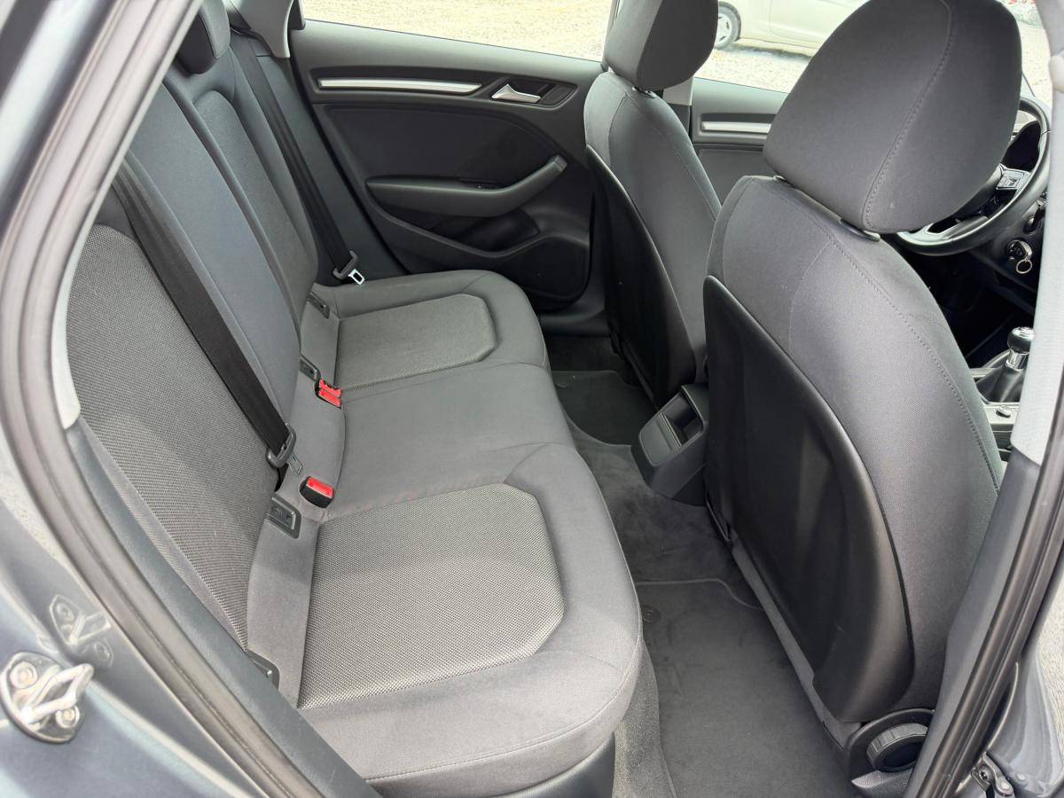 audi-a3-sportback-2017-diesel-1598cc