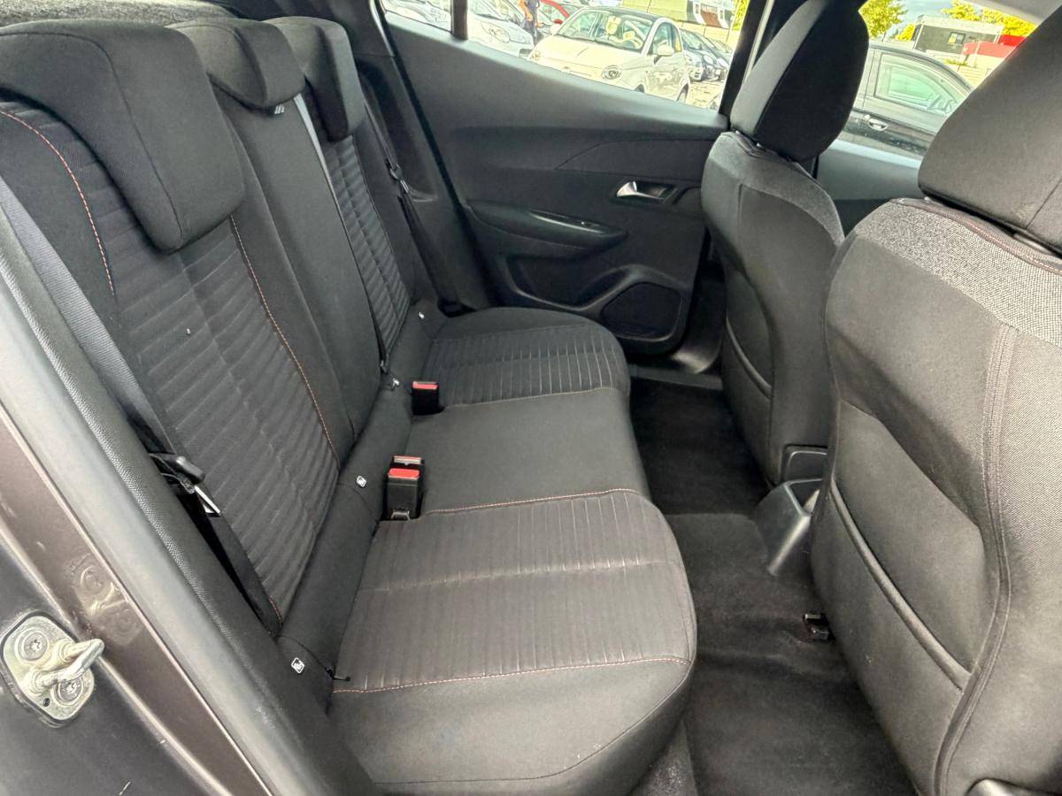 peugeot-2008-2021-gasolina-1199cc