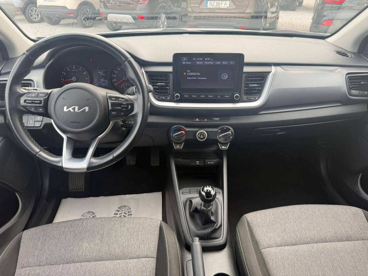 kia-stonic-2021-gasolina-1197cc