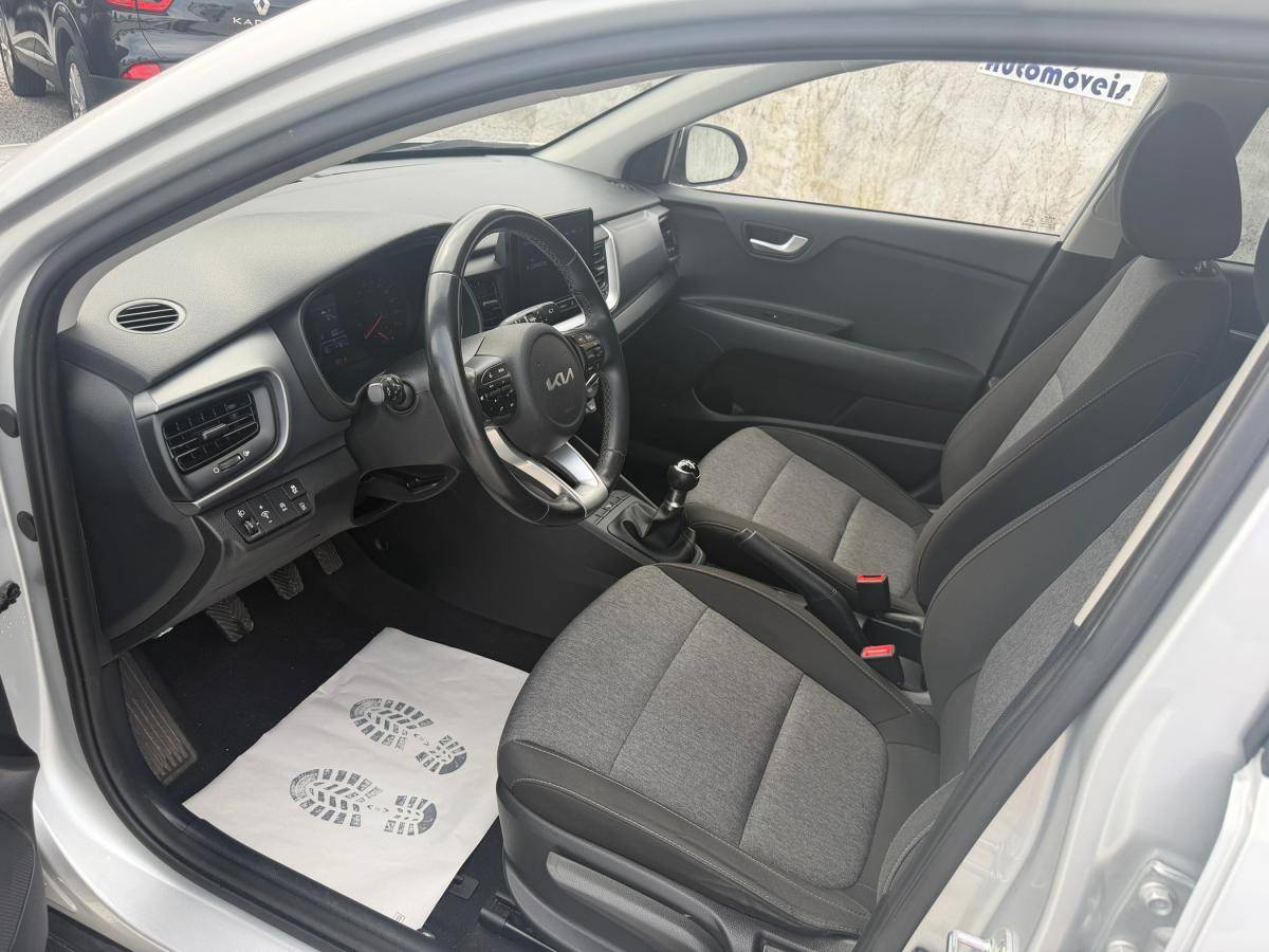 kia-stonic-2021-gasolina-1197cc