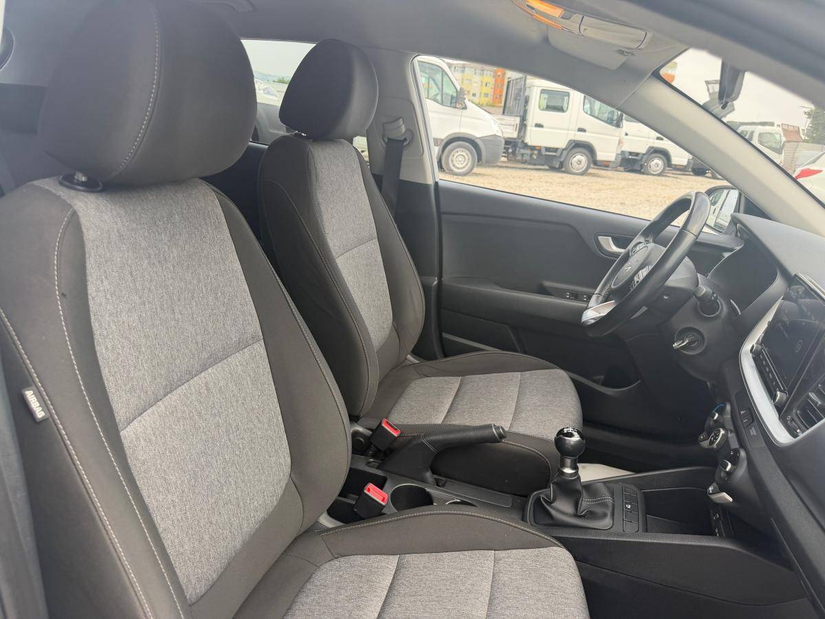 kia-stonic-2021-gasolina-1197cc
