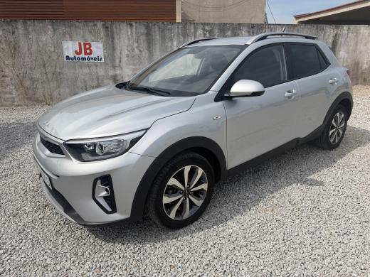kia-stonic-2021-gasolina-1197cc