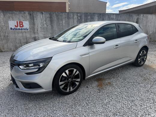 renault-megane-2020-diesel-1461cc