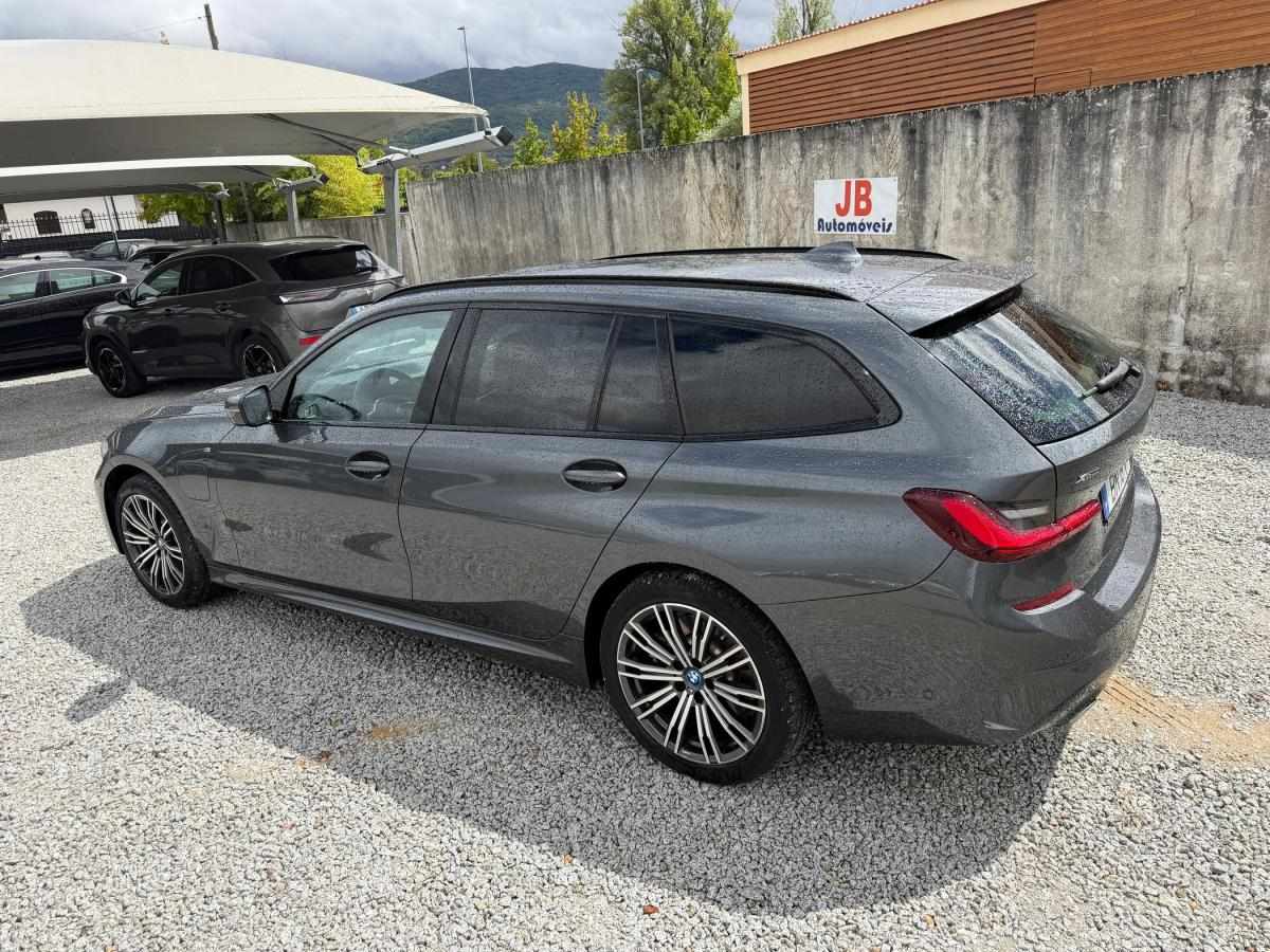 bmw-serie-3-2022-hibrido-a-gasolina-1998cc