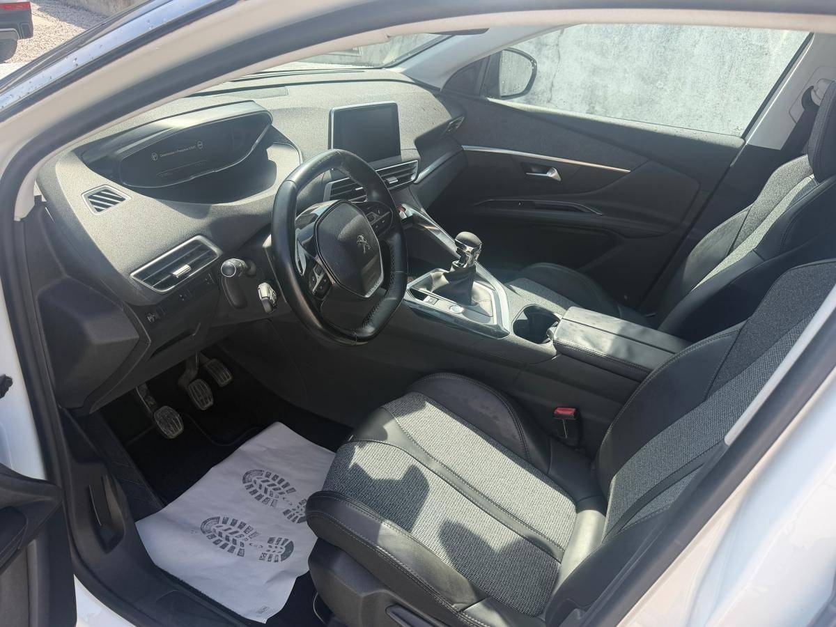 peugeot-3008-2017-diesel-1560cc