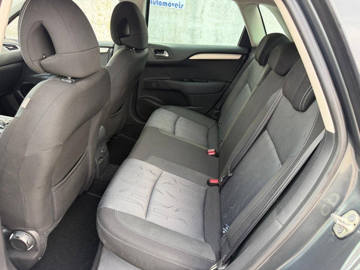 citroen-c4-2011-diesel-1560cc