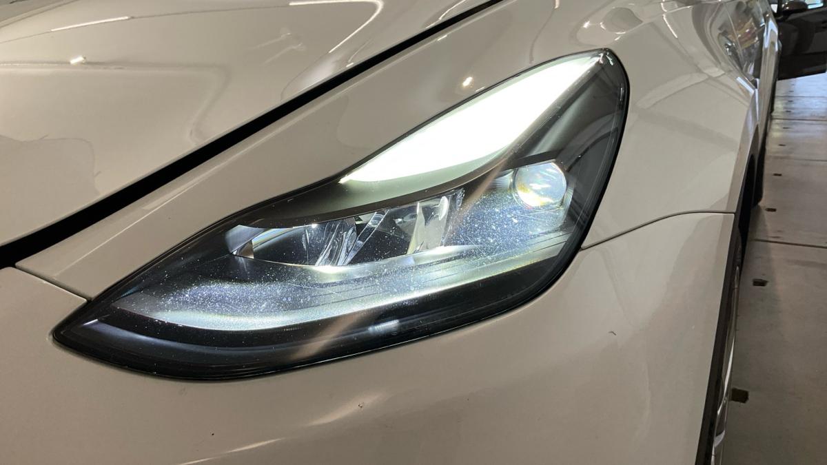 tesla-model-y-2023-eletrico-500cc