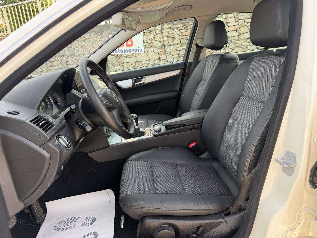 mercedes-benz-classe-c-2008-diesel-2148cc