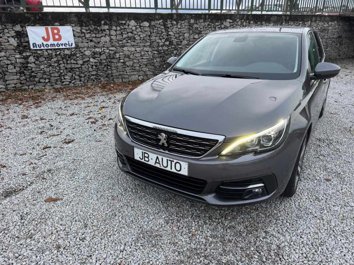 peugeot-308-2020-gasolina-1199cc