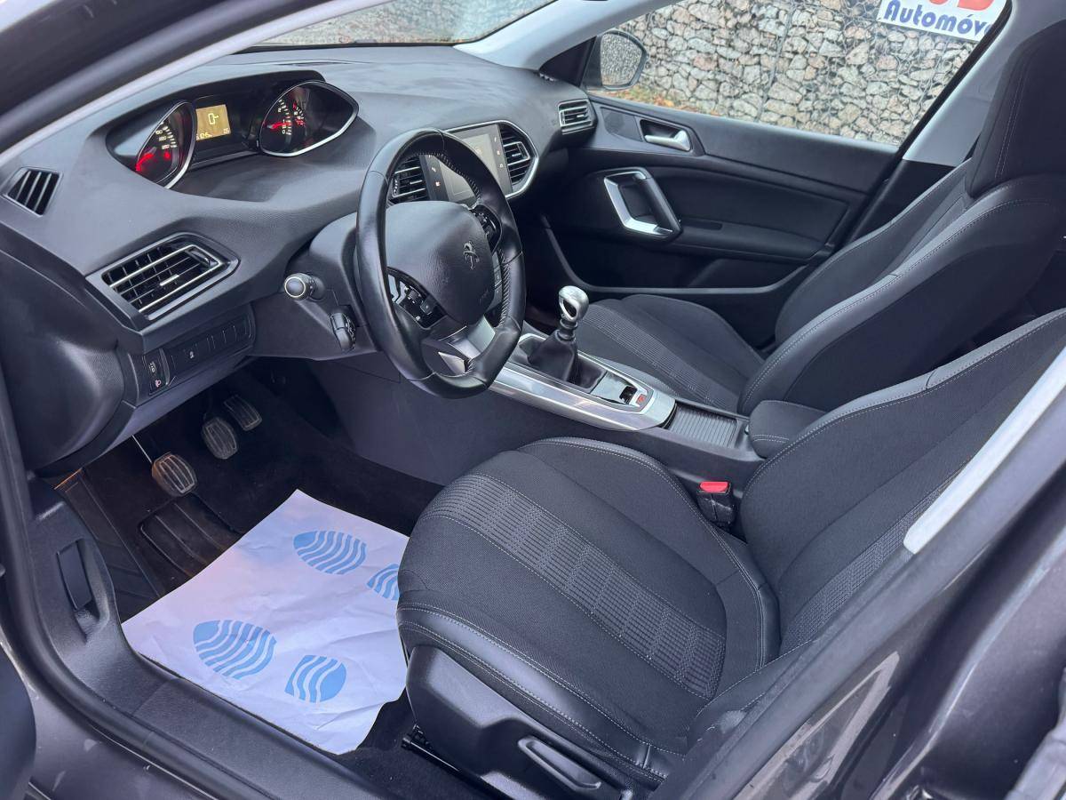 peugeot-308-2020-gasolina-1199cc