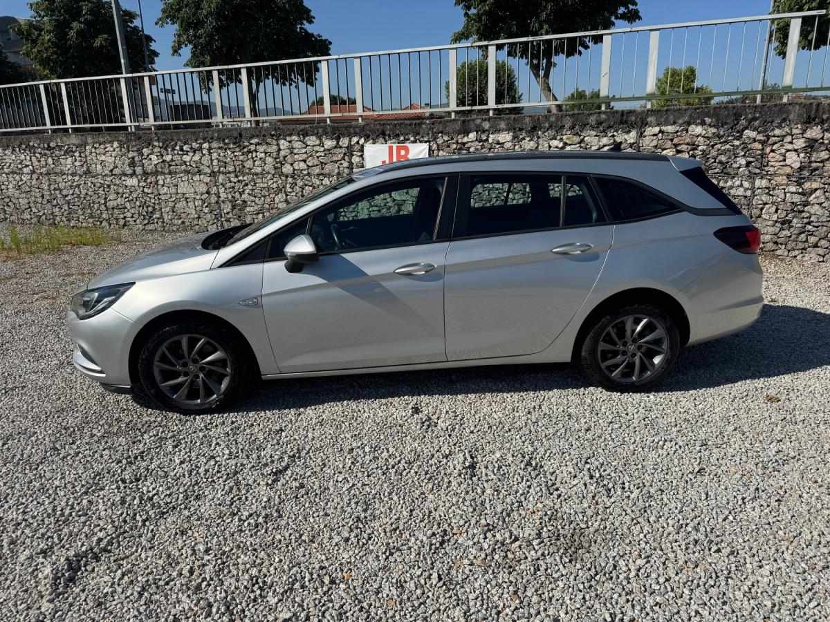opel-astra-sport-tourer-2016-diesel-1598cc