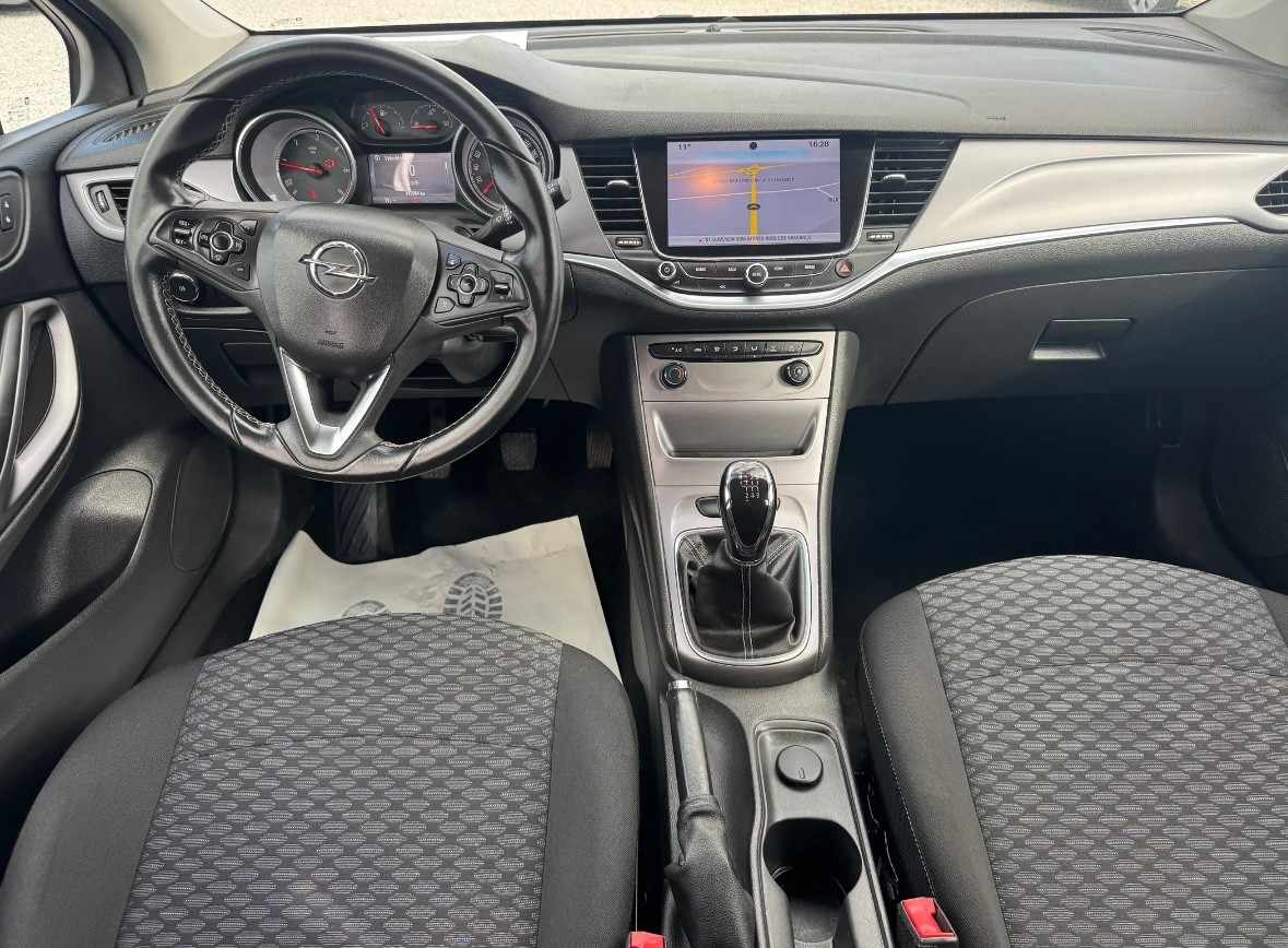 opel-astra-sport-tourer-2016-diesel-1598cc