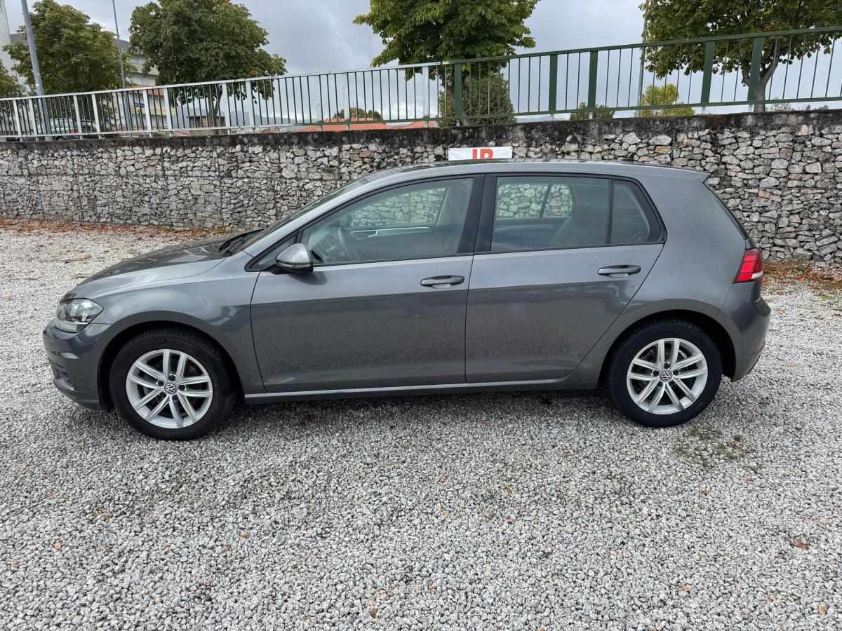 volkswagen-golf-2017-diesel-1598cc