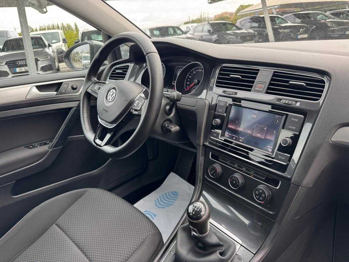 volkswagen-golf-2017-diesel-1598cc