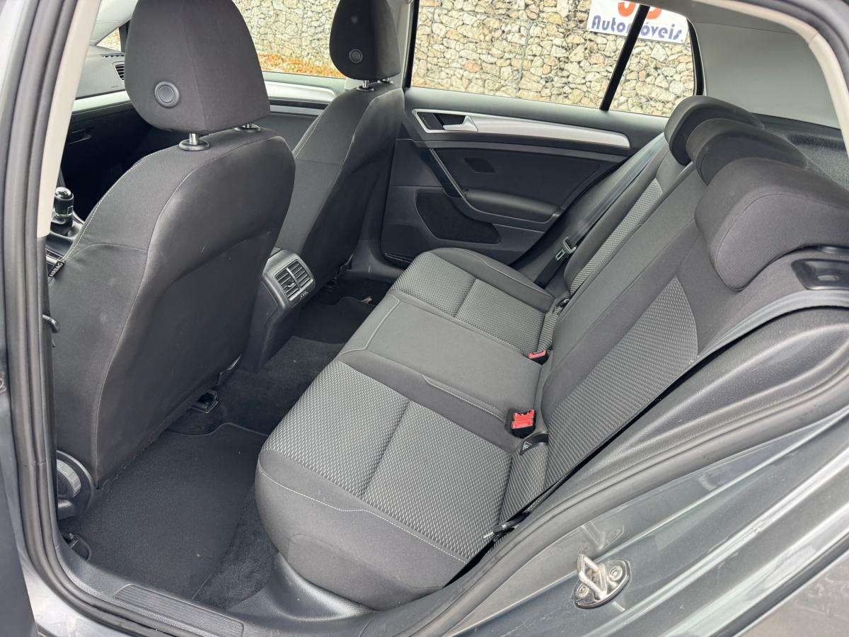 volkswagen-golf-2017-diesel-1598cc