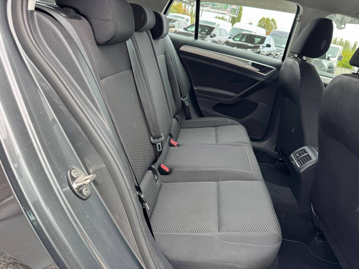 volkswagen-golf-2017-diesel-1598cc