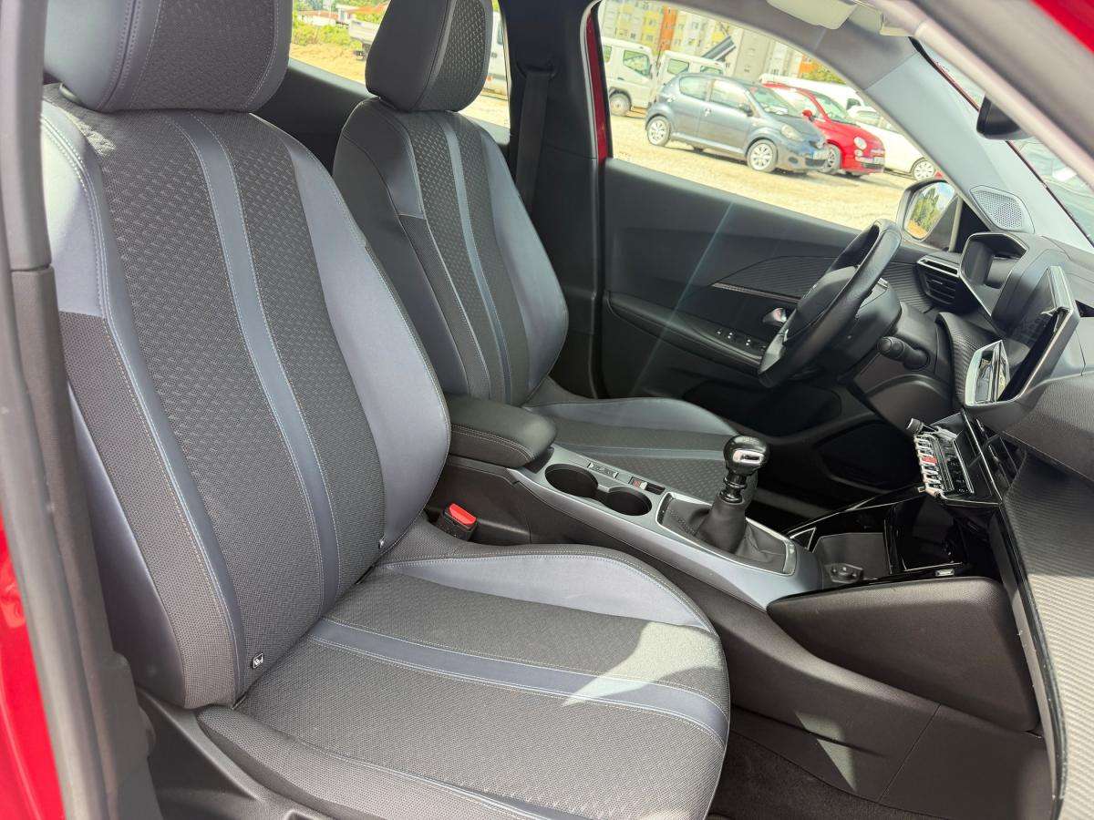 peugeot-2008-2019-gasolina-1199cc