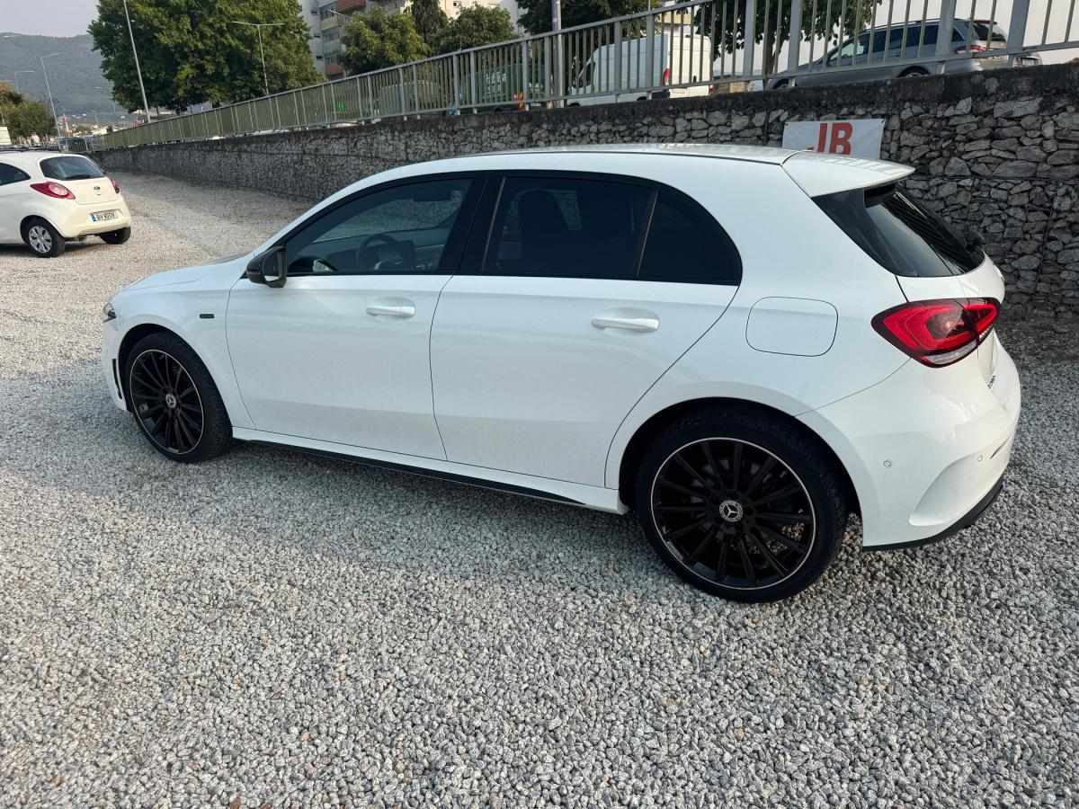 mercedes-benz-classe-a-2021-hibrido-a-gasolina-1332cc