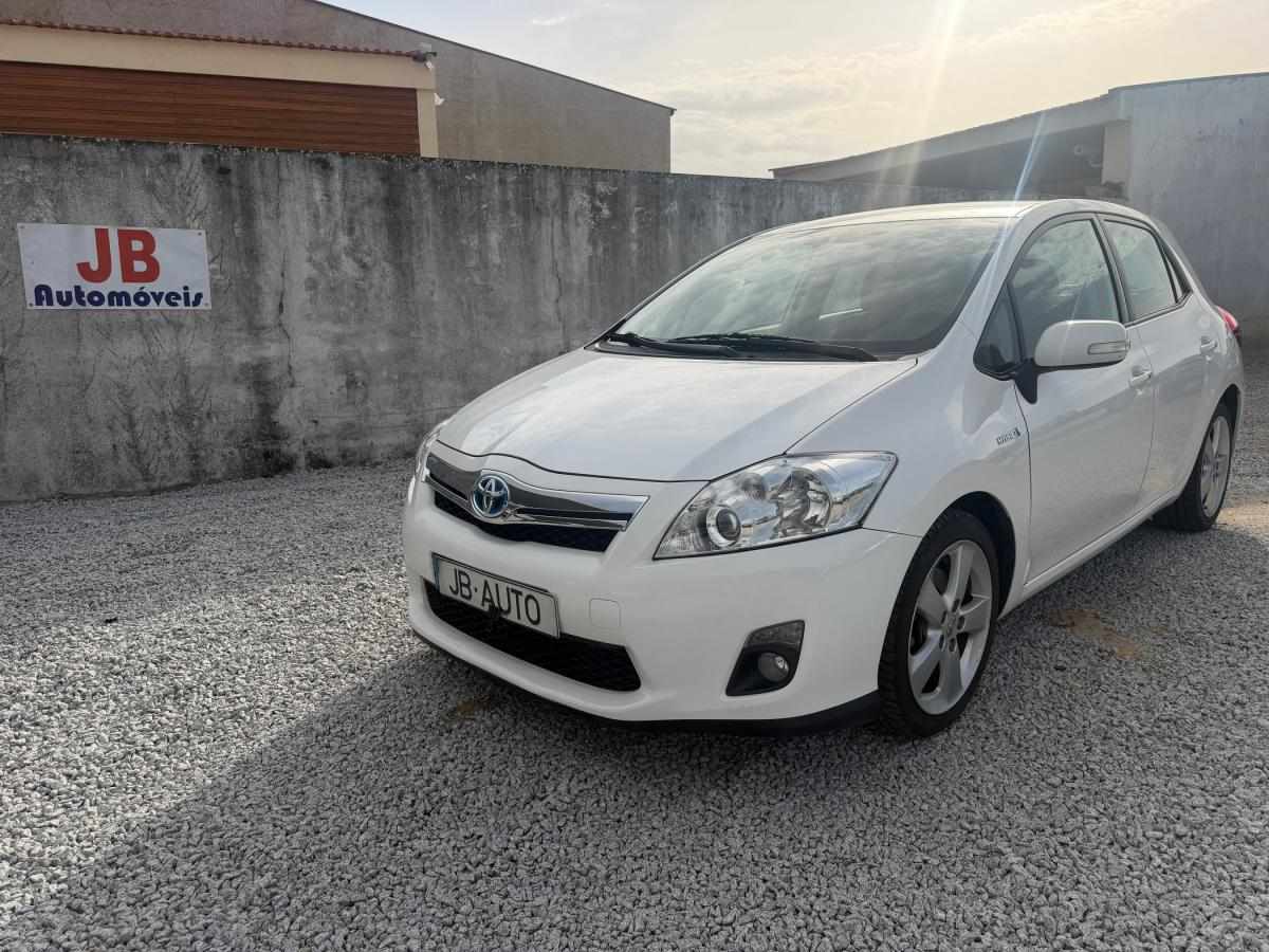 toyota-auris-2010-hibrido-a-gasolina-1798cc