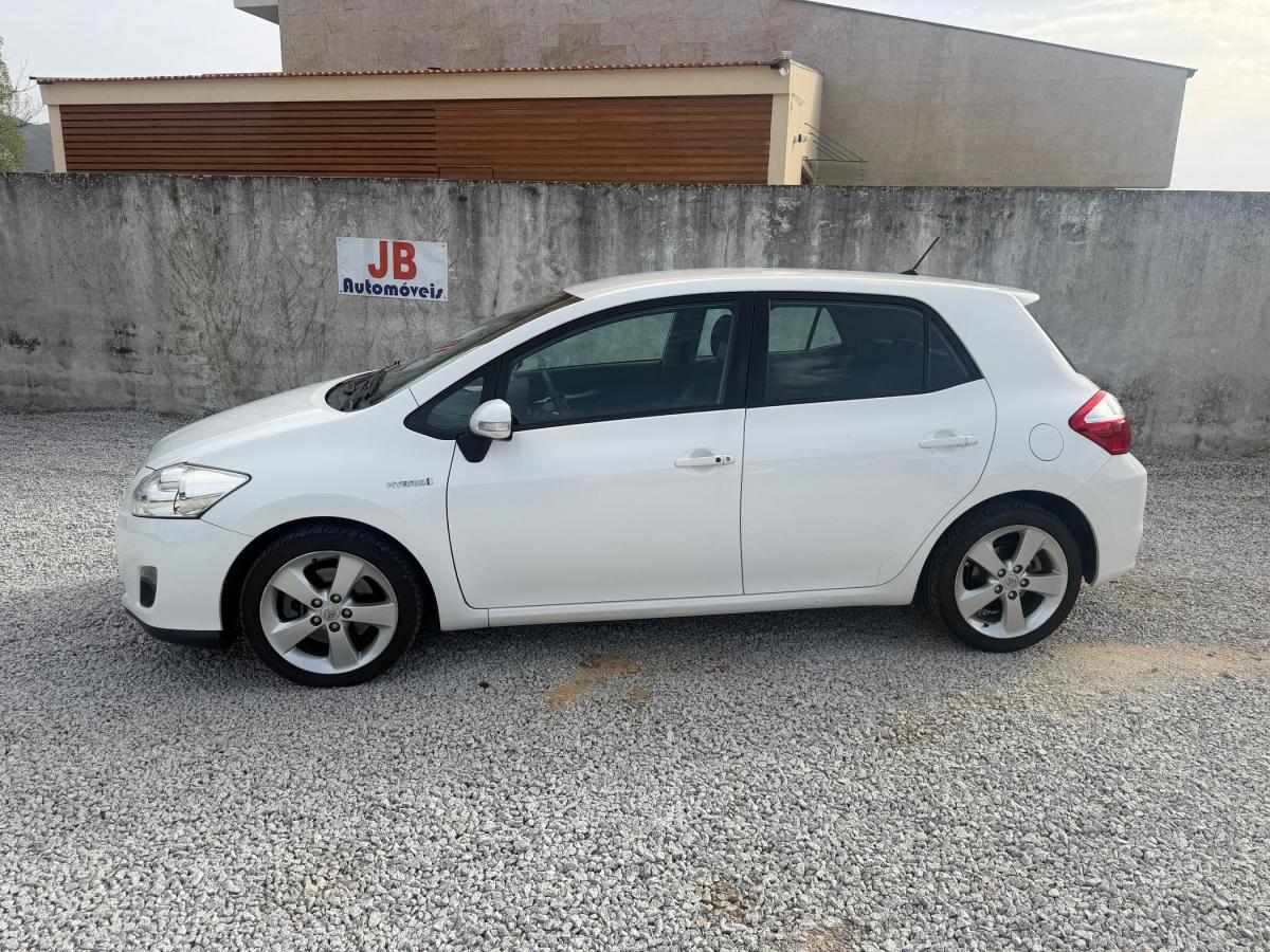toyota-auris-2010-hibrido-a-gasolina-1798cc
