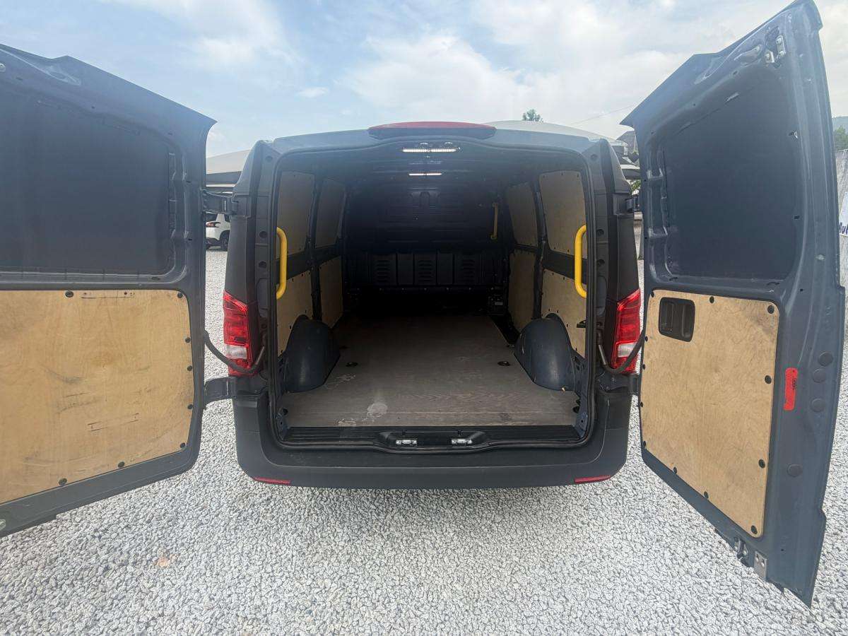 mercedes-benz-vito-2020-diesel-2143cc
