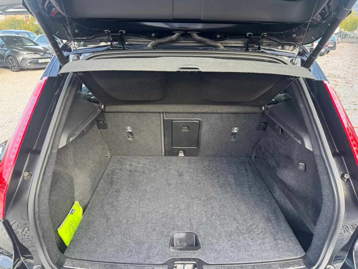 volvo-xc40-2020-hibrido-a-gasolina-1477cc