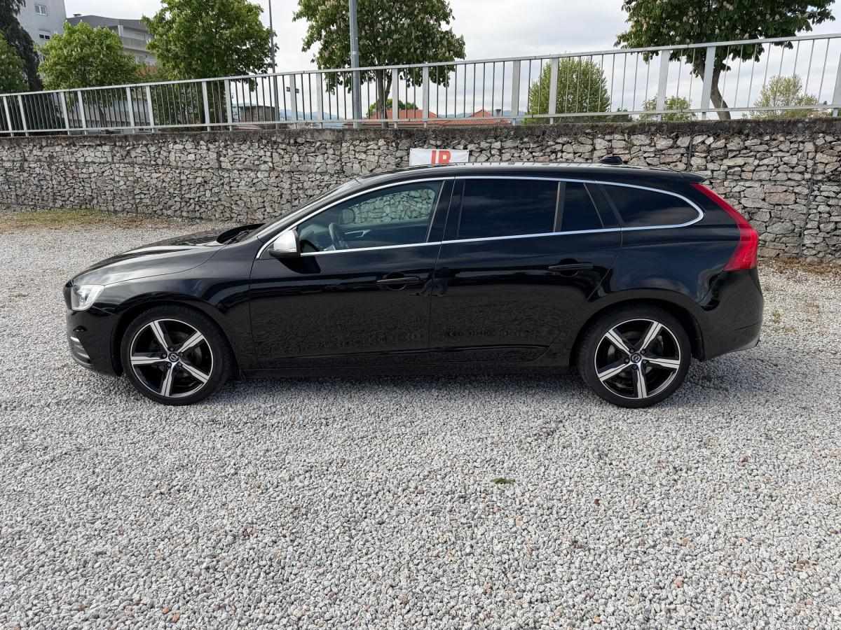 volvo-v60-2017-diesel-1969cc